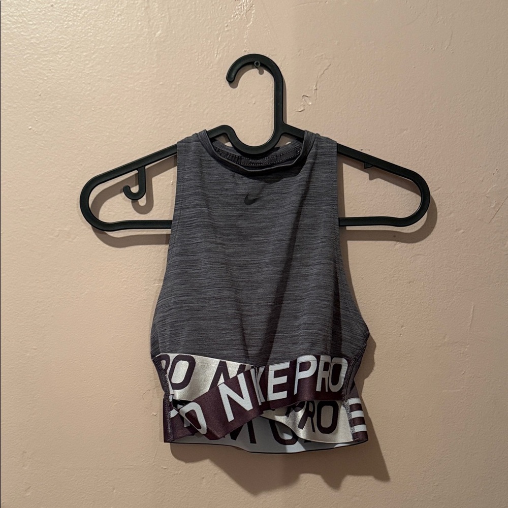 Nike Women's Charcoal and Burgundy Crop Top